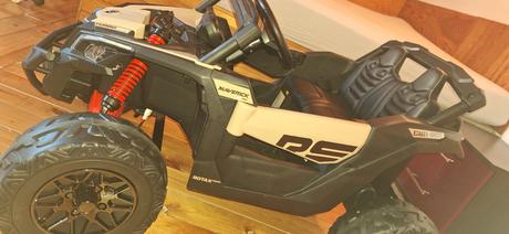 Auticko s dialkovym ovladanim, 