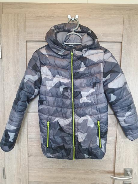 Prechodná vetrovka, f&f,152