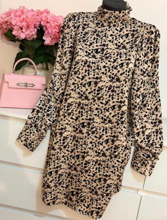 Elegantné vzorované šaty mango s viazaním pri krku, mango,s