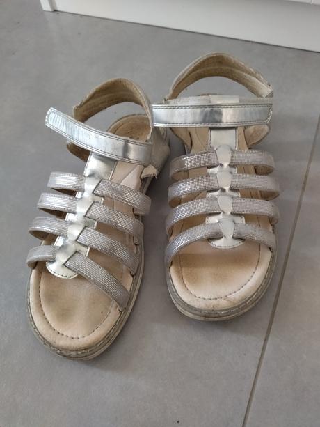 Sandálky kožené, baťa,36
