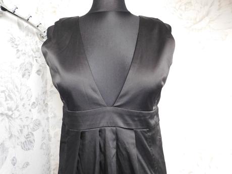 Luxusne elegantne strečove šaty, 38