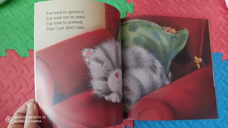 It's following me - p,