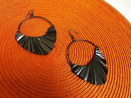 Extravagantné náušnice, 