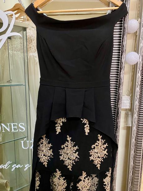 Dámske elegantné šaty, m