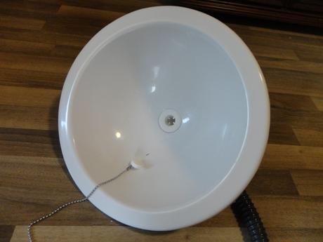 Umývadlo pre karavány, 