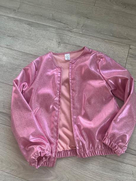 Krásna bundička- bomberka, 128
