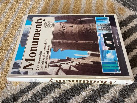 Monumenty (1993) encyklopédia o monumentoch sveta,