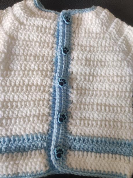 Krásny svetrík s papučou, 62