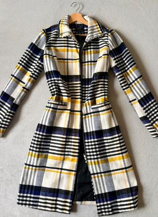 Elegantný károvaný kabát, esmara,xs