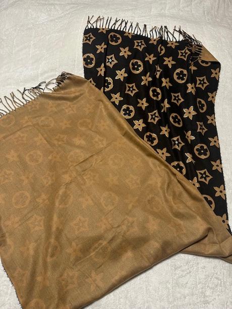 Dvojfarebný vzorovaný šál so strapcami, 