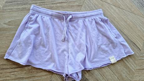 Šortky, benetton,140