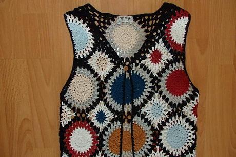 Háčkovaná vesta next, next,134