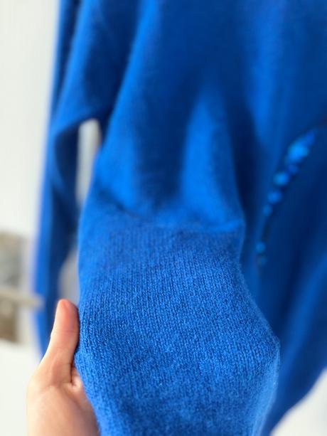 Hodvábny a vlnený sveter z 80. rokov, m