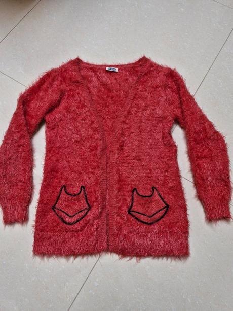 Chlpatý svetrik, 122