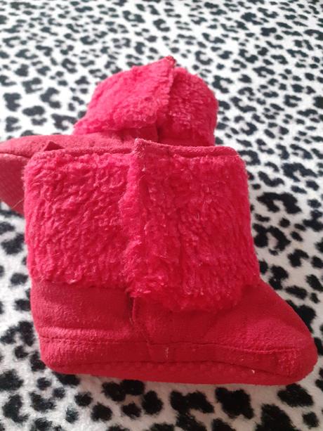 Zimné capačky, disney,19