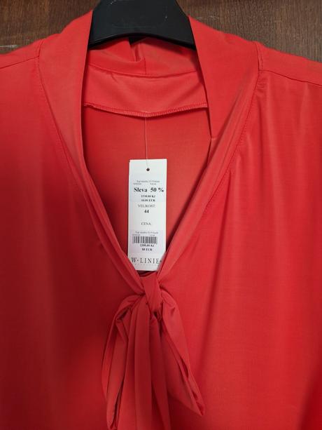 Krásna letná blúzka, 44