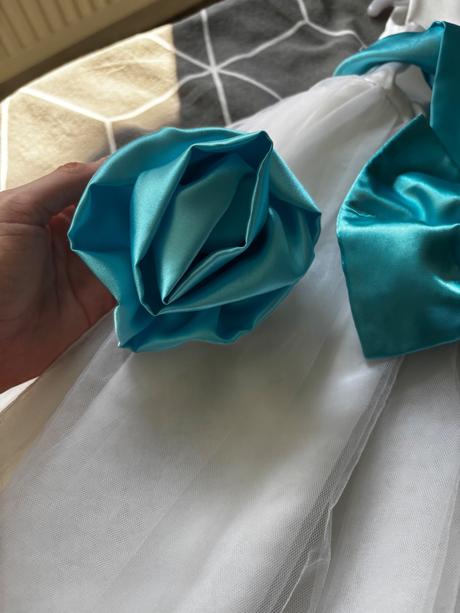 Spoločenské šaty, 56 / 74