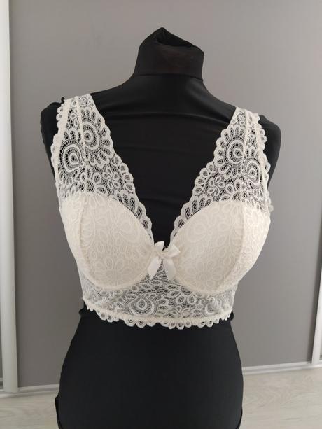 Barletka alebo čipkovaná podprsenka70/b-c nenosena, 70b