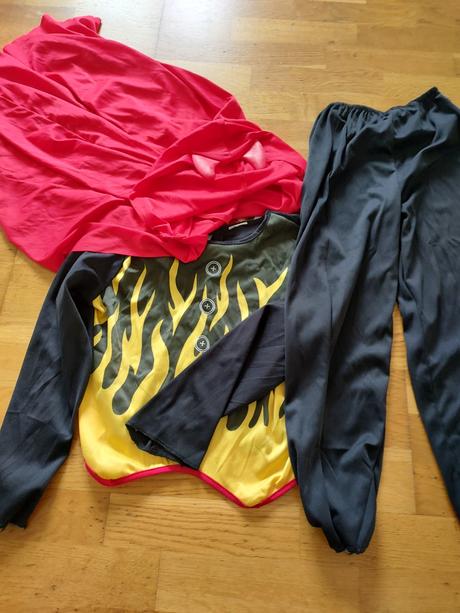 Maska, kostým na karneval - čert 120-130cm, 