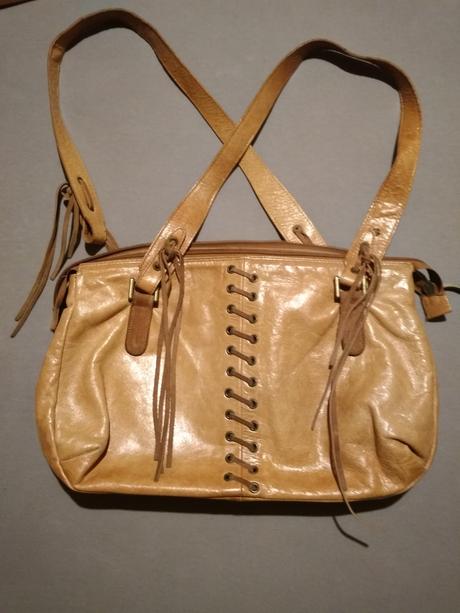 Damska kozena kabelka, 