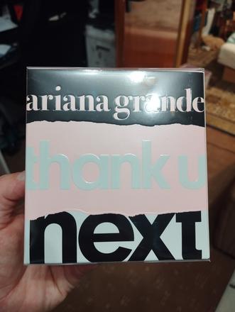 Voňavka ariana grande,