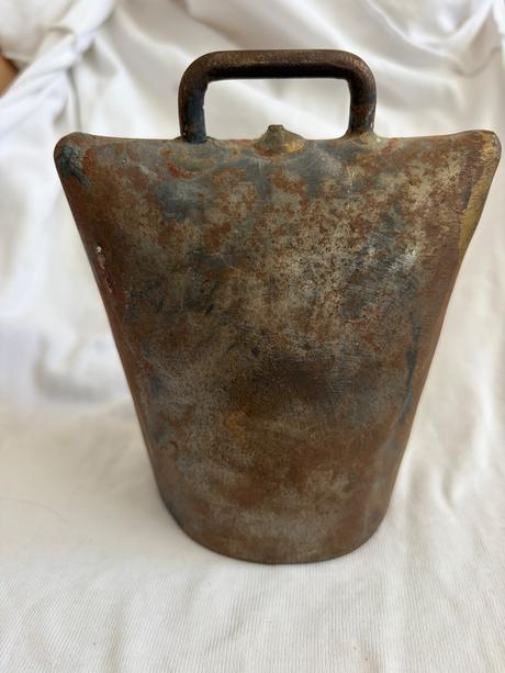 Zvoncek stary kovovy vscsi vhodny pre vintage shab,