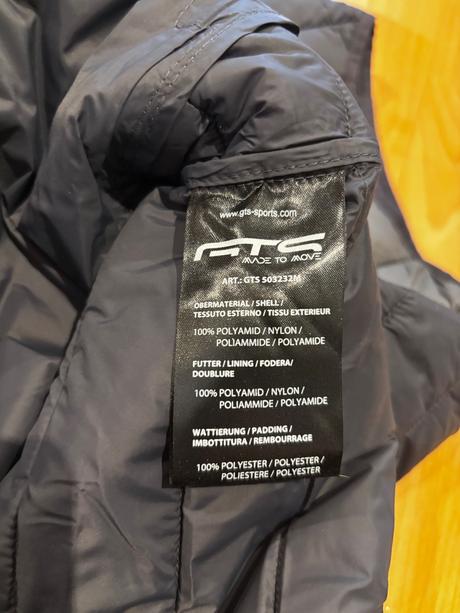 Športová outdoorová vesta, m