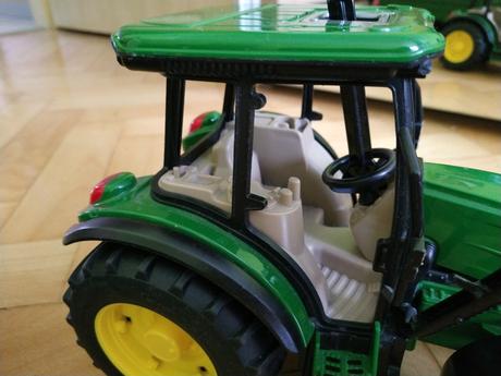 Traktor bruder john deere,