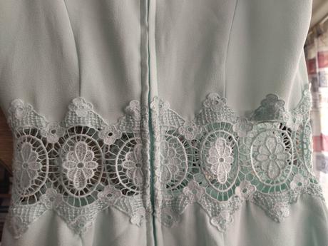 Sviatočné krátke šaty, 36