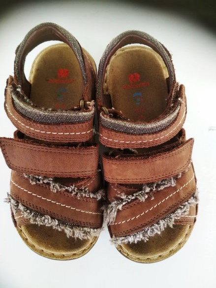 Sandálky, elefanten,28