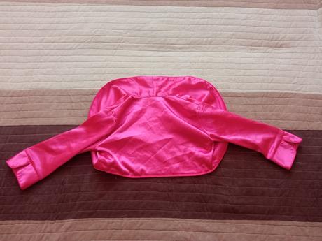 Spoločenské šaty s bolerkom, 122