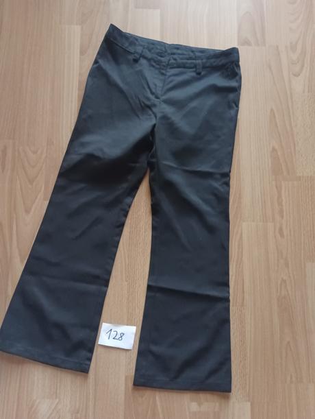 Balík next veci,veľ 128, 122–134