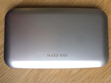 Mary kay elegantná kazeta na púder, 