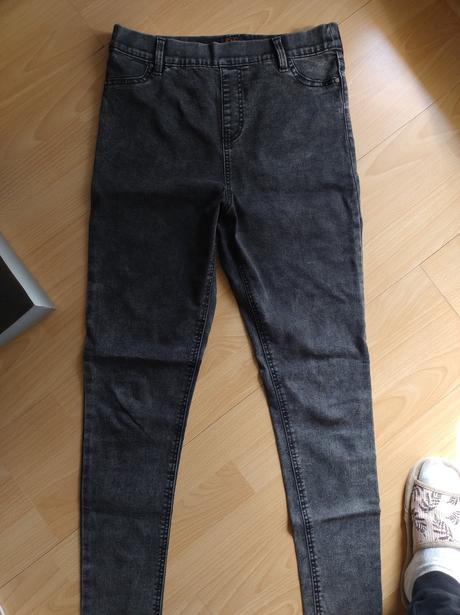 Tmavošede džegginy, f&f,40