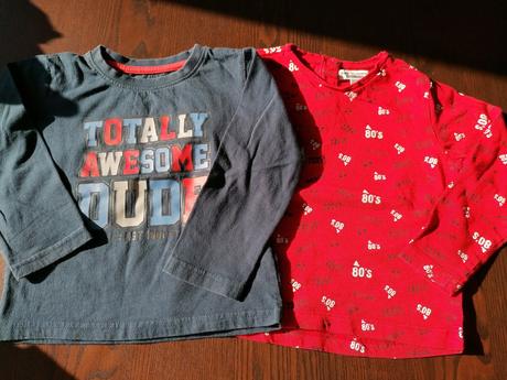 Červeno-modré tričká, piazza italia,98