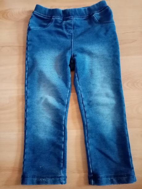 Hrubšie džegínsy 86/92, lupilu,92