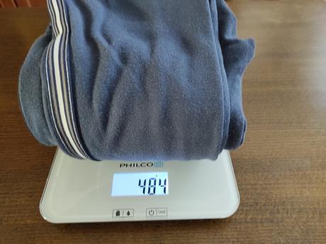 Predám chlapč. 2 teplákové nohavice veľk. 122, alive,122