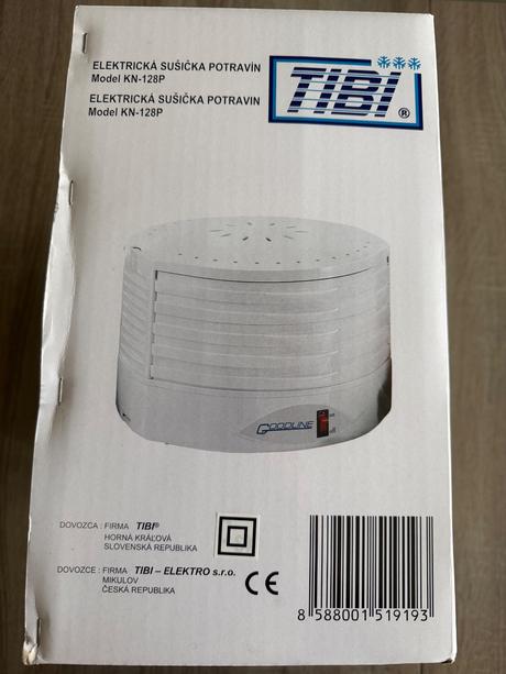 Elektrická sušička potravin,