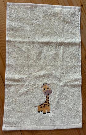 Nepouzity uteracik so zirafkou, 