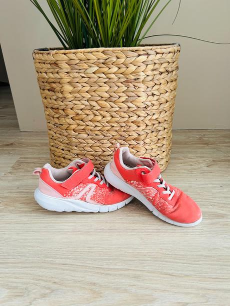 Športové tenisky značky decathlon, decathlon,35