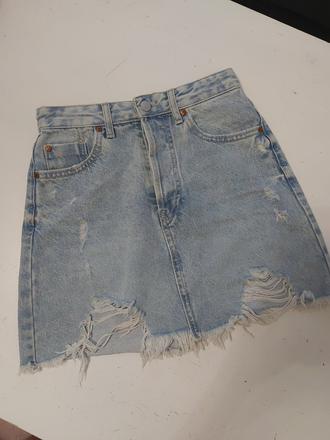 Riflová sukňa, stradivarius,34