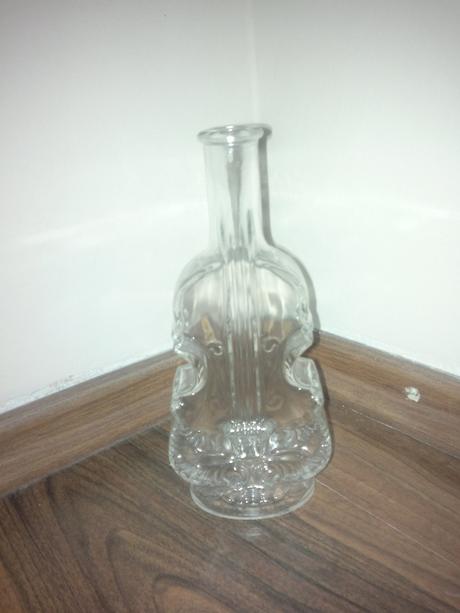 Predam keramicke pohare a salky, 