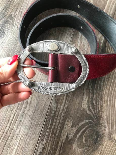 Opasok so srsťou rossodisera, 