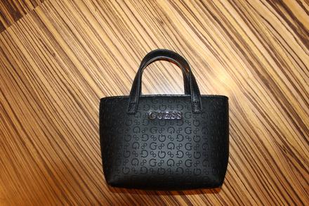 Mini kabelka guess, guess