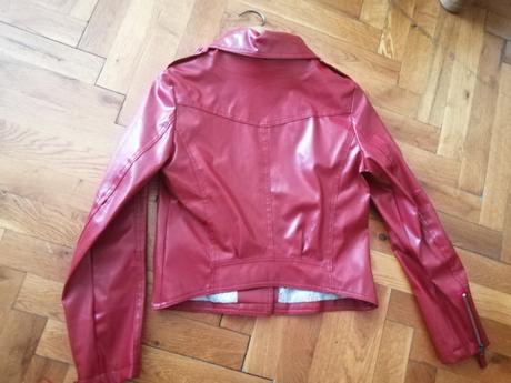 Nensoena koženka, l