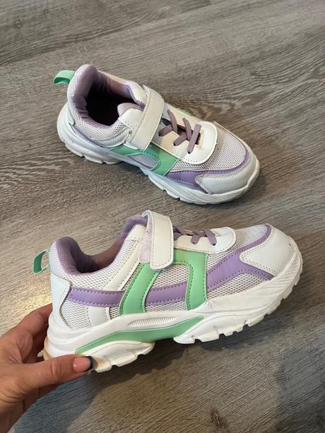 Tenisky na suchy zips, 35