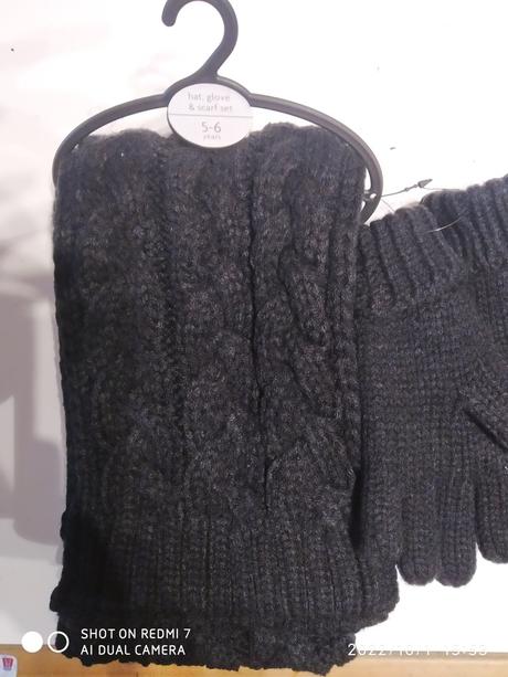 Uplne nový set čiapka šál rukavice next, next,116