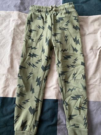 Tepláky v.č. 122, 122