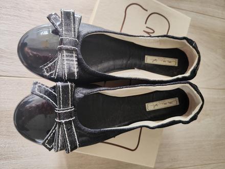 Celokozenne baleríny, 37