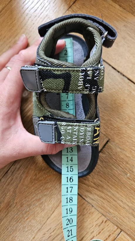 Sandale, young spirit,26